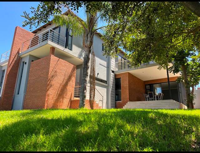 5 BEDROOM PROPERTY TO RENT IN WATERKLOOF RIDGE